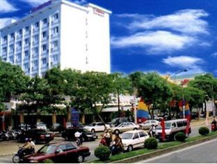 וין Huu Nghi Hotel מראה חיצוני תמונה